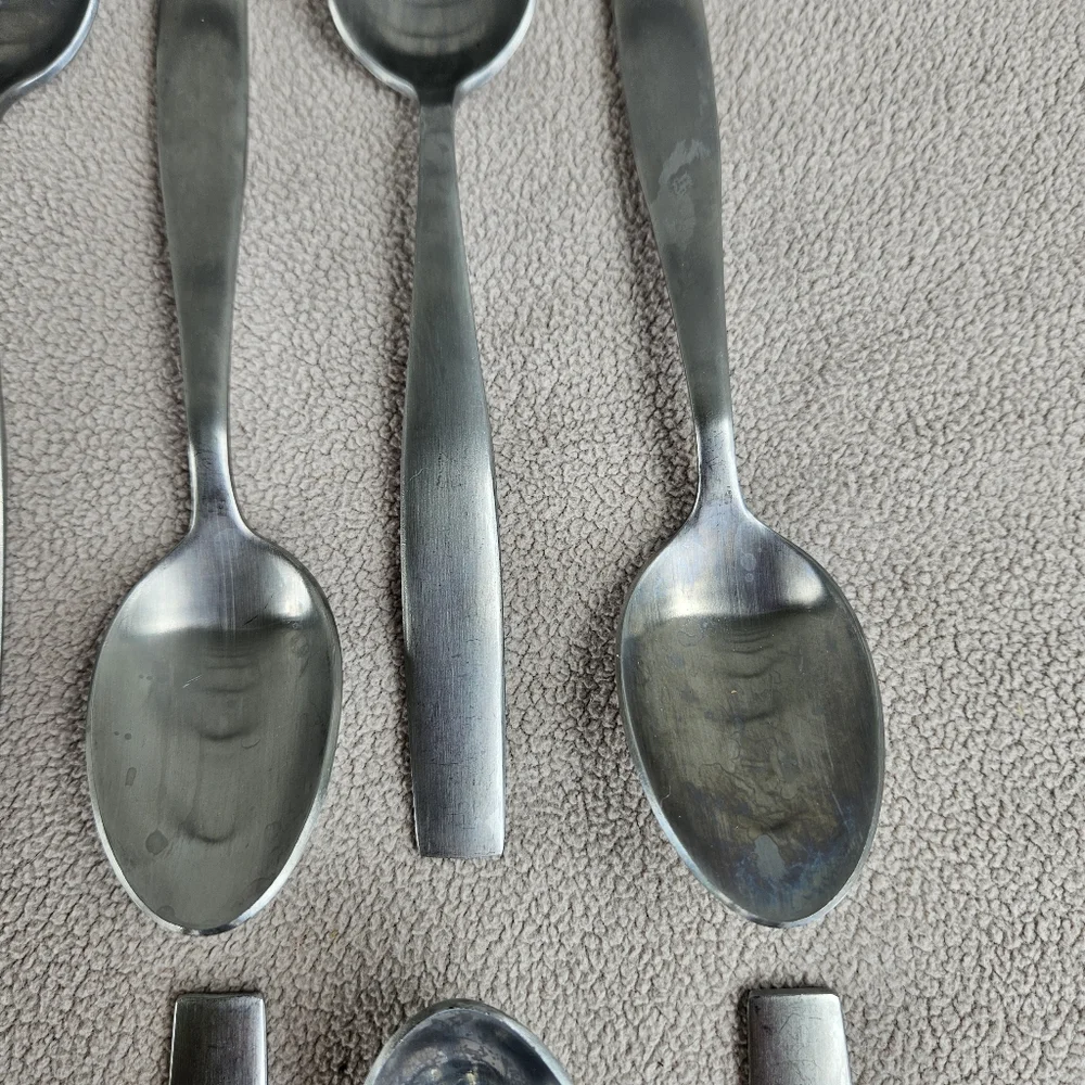 Oneida Stainless Soup Spoon Lot of 8 Cannon? 7 2/16